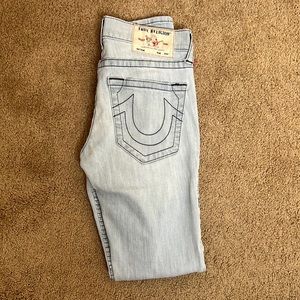 Men’s True Religion “Rocco” Relaxed skinny jeans